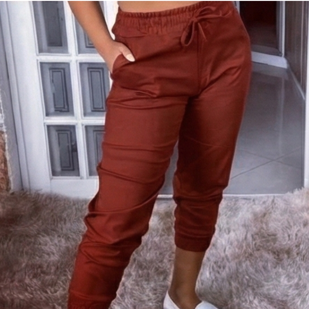 Calça Lisa Clochard de Bengaline com Laço